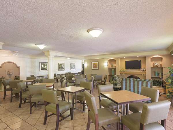 - La Quinta Inn Chula Vista - I-805, Exits 7 & 7C