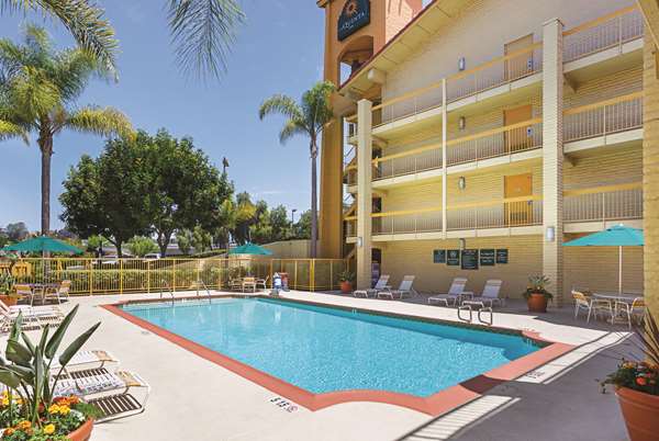 Pool - La Quinta Inn Chula Vista - I-805, Exits 7 & 7C
