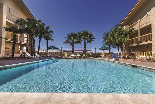 Pool - Travelodge Cy Fair Houston