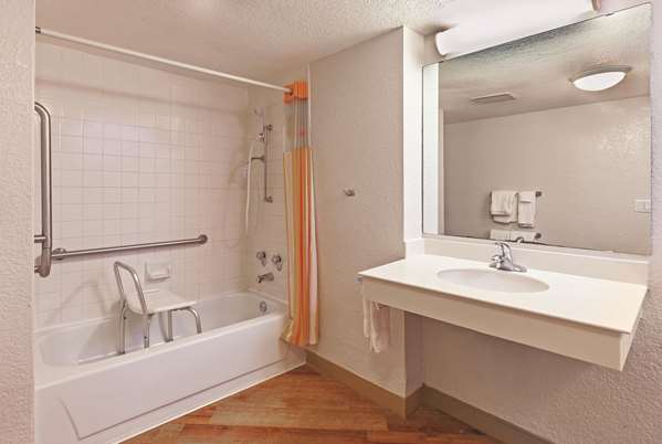  - Travelodge Cy Fair Houston