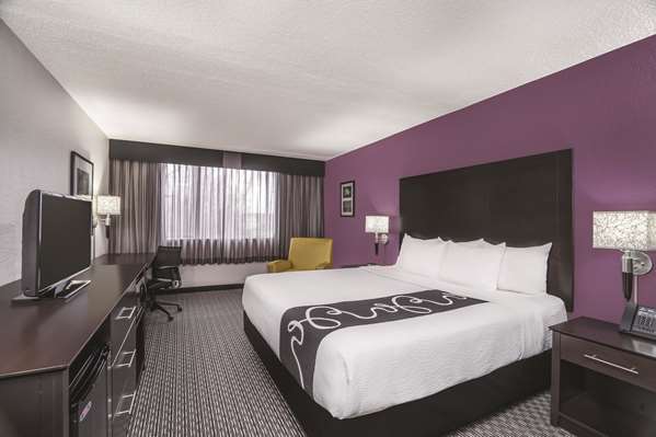  - La Quinta Inn Fresno