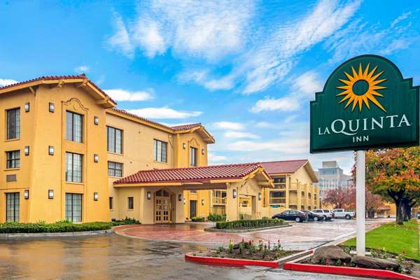 Exterior view - La Quinta Inn Fresno