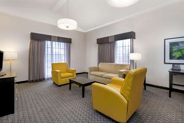 Suite - La Quinta Inn Fresno