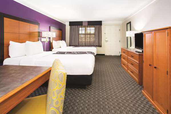  - La Quinta Inn Mall Westminster