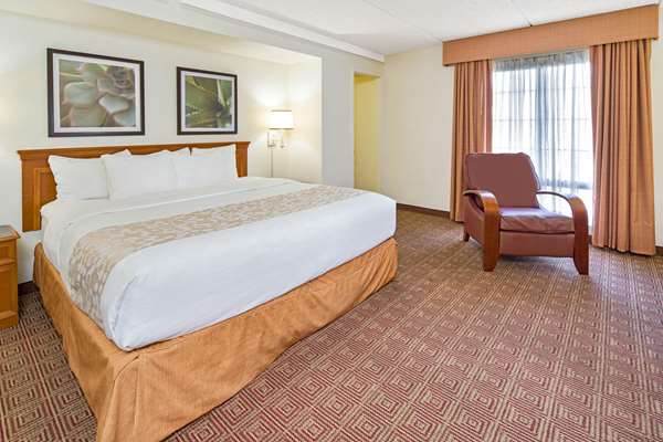 Suite - La Quinta Inn Scripps Poway San Diego - I-15, Exit 18