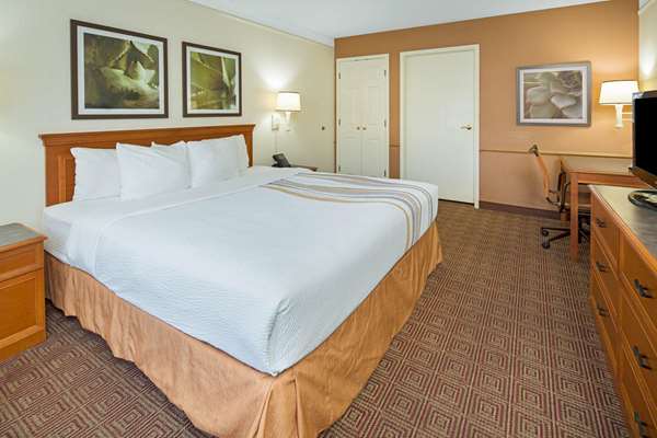  - La Quinta Inn Scripps Poway San Diego - I-15, Exit 18