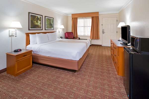 Suite - La Quinta Inn Scripps Poway San Diego - I-15, Exit 18