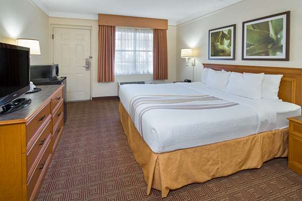  - La Quinta Inn Scripps Poway San Diego - I-15, Exit 18