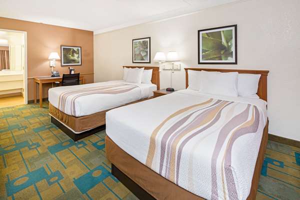  - La Quinta Inn Scripps Poway San Diego - I-15, Exit 18