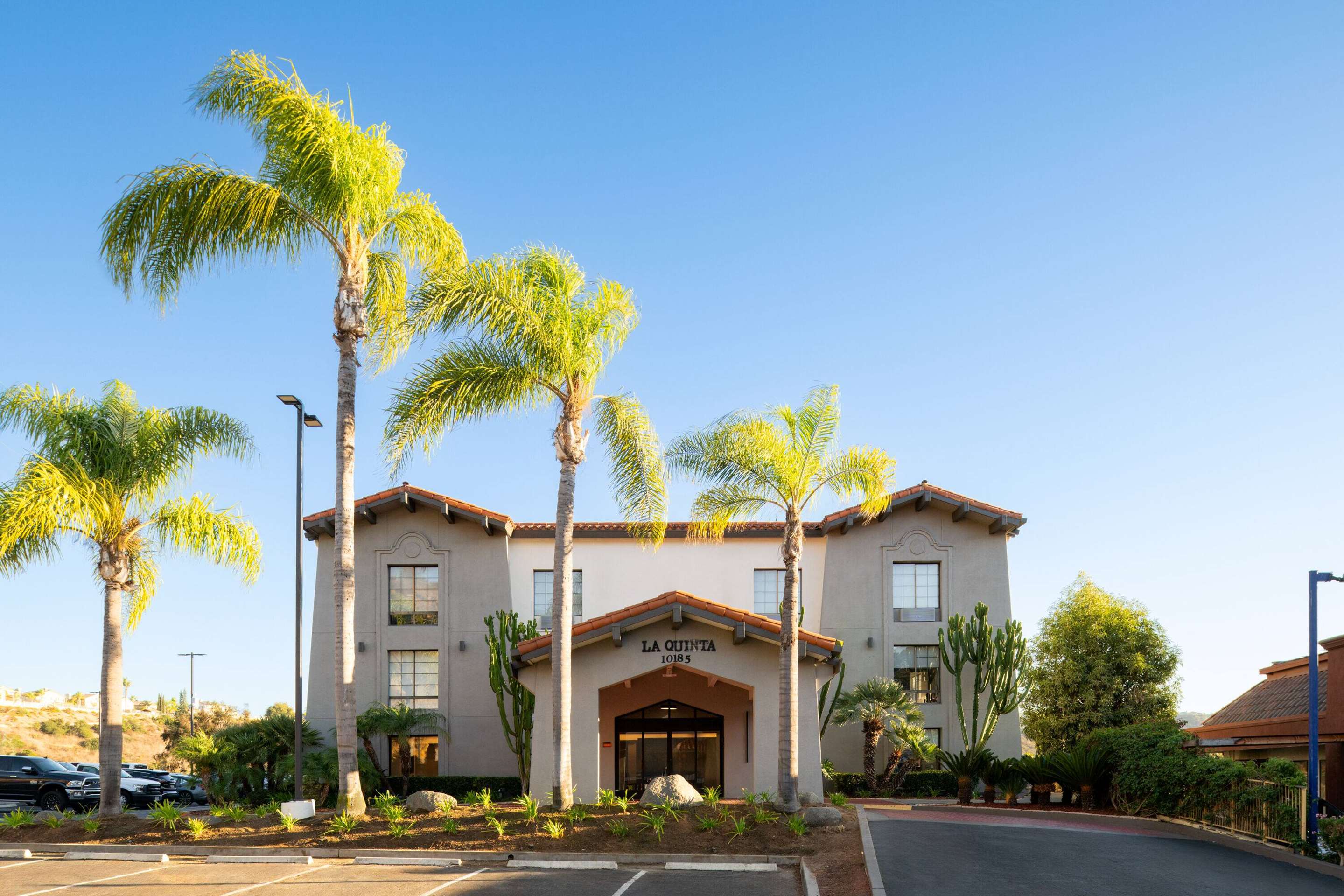 Exterior | La Quinta Inn by Wyndham San Diego - Miramar