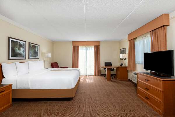 Suite - La Quinta Inn Deerfield Beach - I-95, Exit 42
