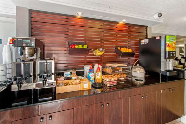  - La Quinta Inn Santa Fe