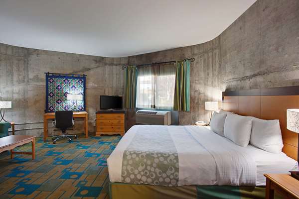  - La Quinta Inn & Suites Spectrum Irvine - I-5, Exit 96