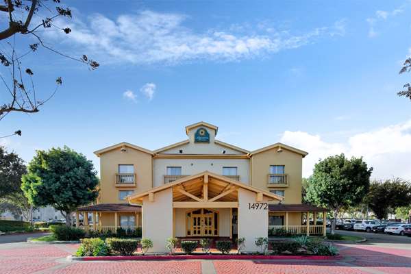 Exterior view - La Quinta Inn & Suites Spectrum Irvine - I-5, Exit 96