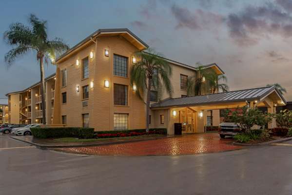 Exterior view - La Quinta Inn Airport North Miami