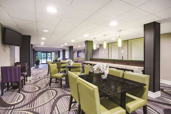  - La Quinta Inn Kirkland