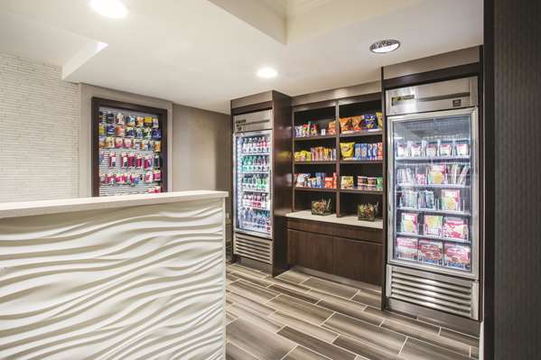  - La Quinta Inn Kirkland