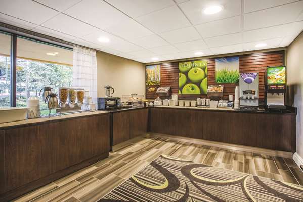  - La Quinta Inn Kirkland