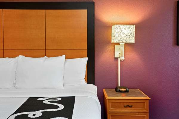  - La Quinta Inn & Suites Tacoma - I-5, Exit 135
