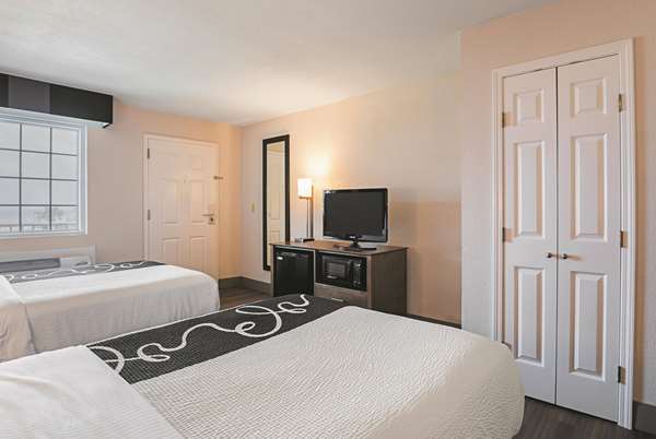  - Wingate by Wyndham Hotel East Beach Galveston