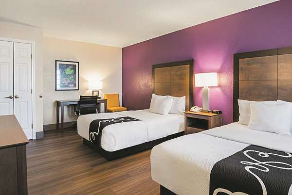  - Wingate by Wyndham Hotel East Beach Galveston