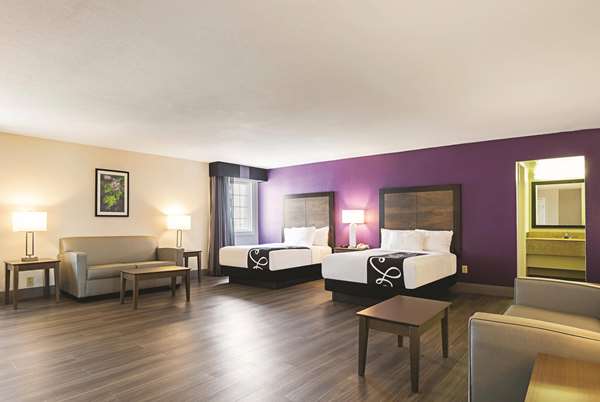  - Wingate by Wyndham Hotel East Beach Galveston