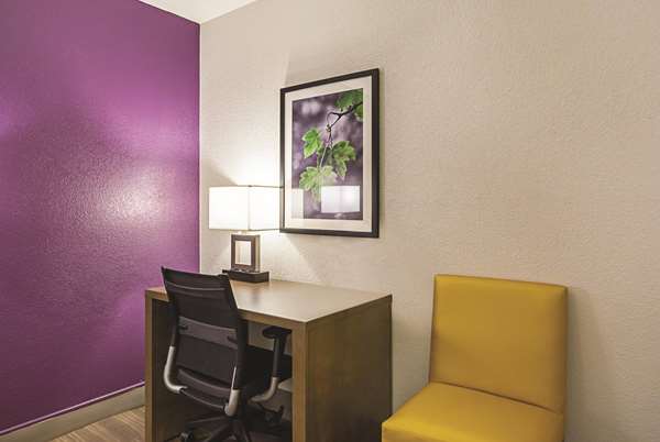  - Wingate by Wyndham Hotel East Beach Galveston