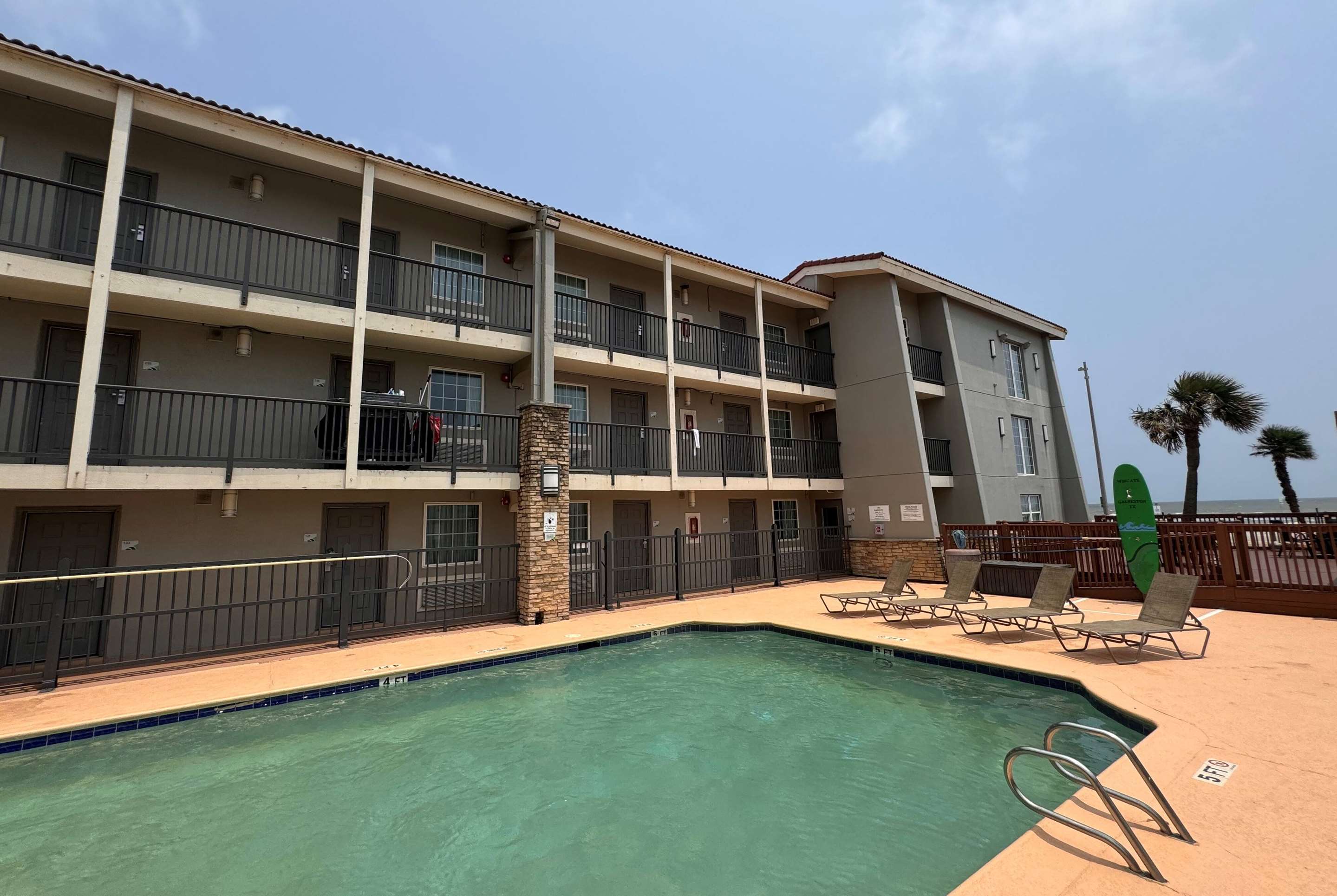 Pool | Wingate by Wyndham Galveston East Beach