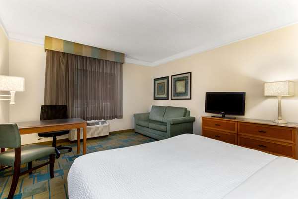  - La Quinta Inn PIE Airport Clearwater