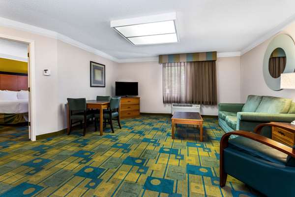Suite - La Quinta Inn PIE Airport Clearwater