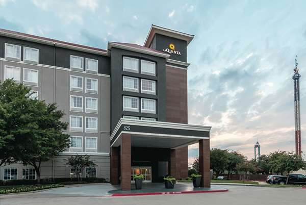 Exterior view - La Quinta Inn North Arlington - I-30, Exits 29 & 30