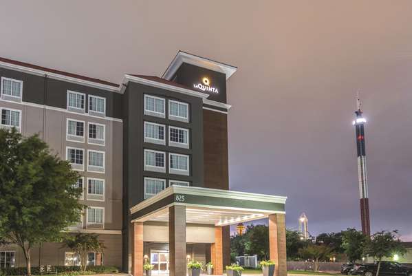 Exterior view - La Quinta Inn North Arlington - I-30, Exits 29 & 30