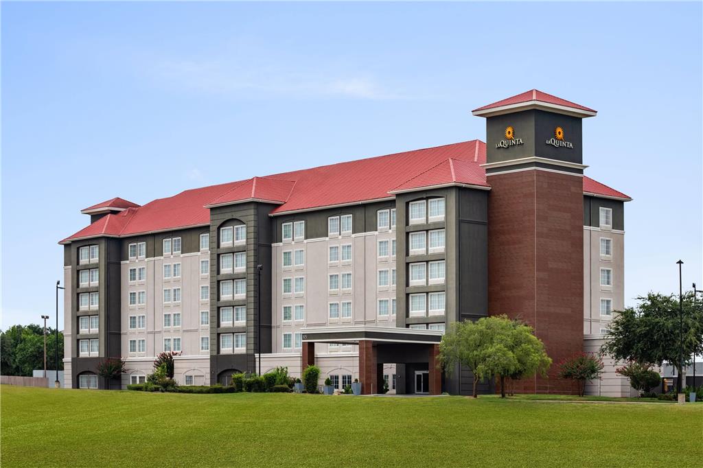 La Quinta Inn & Stes-Dallas Arlington N