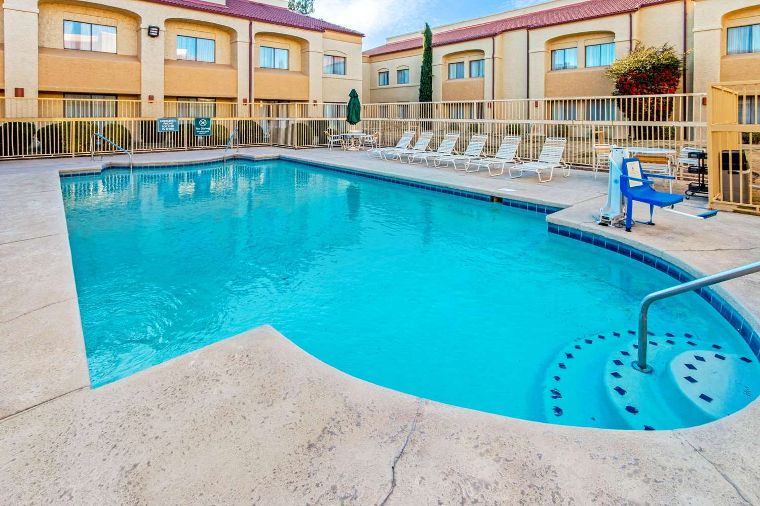 La Quinta Inn Las Cruces I10, Exit 140, NM See Discounts