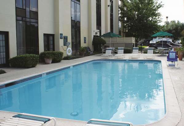 Pool - La Quinta Inn Sugarland Stafford - I-69, Exit 112 & 113