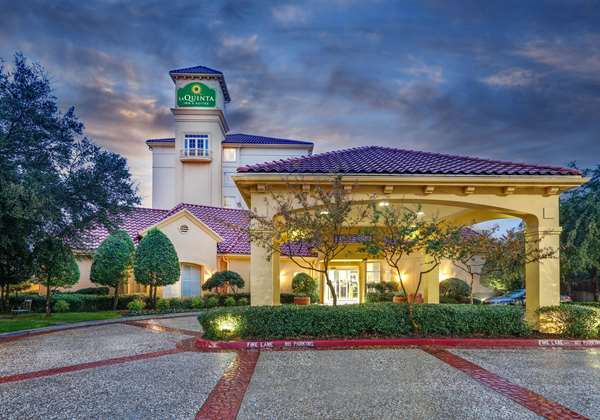Exterior view - La Quinta Inn & Suites North Park Dallas