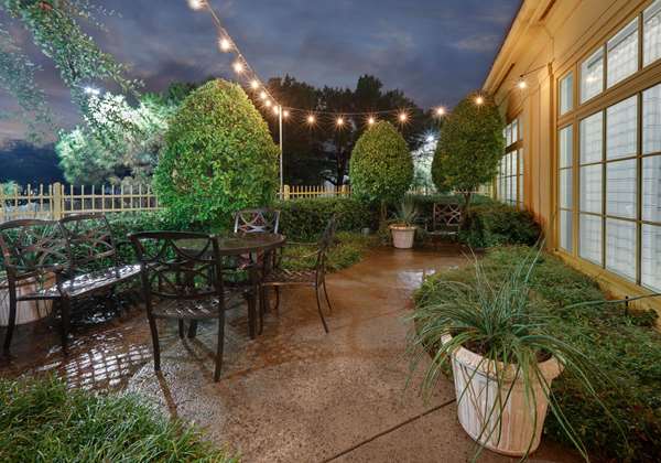  - La Quinta Inn & Suites North Park Dallas