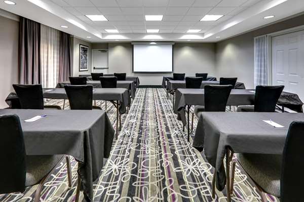  - La Quinta Inn & Suites North Park Dallas