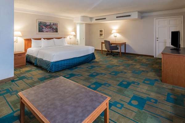 Suite - La Quinta Inn Vance Jackson San Antonio - I-10, Exit 565B