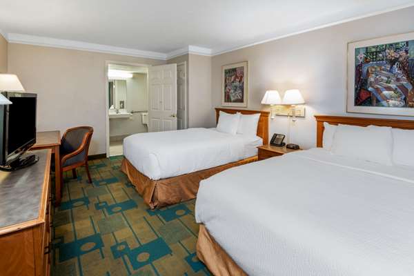  - La Quinta Inn Vance Jackson San Antonio - I-10, Exit 565B