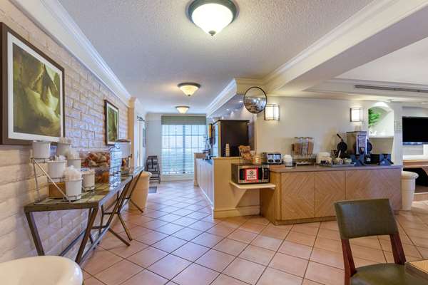  - La Quinta Inn Research Park Huntsville