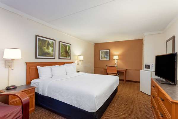  - La Quinta Inn Research Park Huntsville