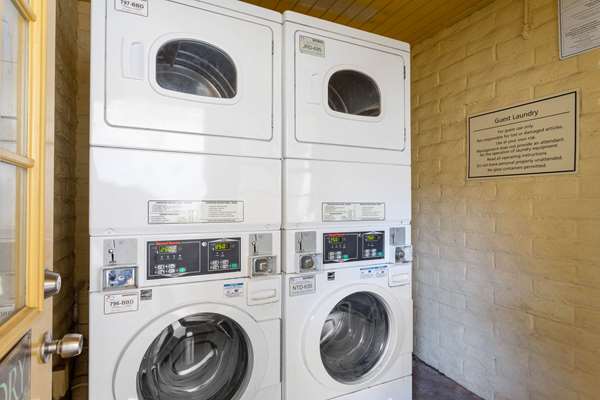 Amenities - La Quinta Inn Research Park Huntsville