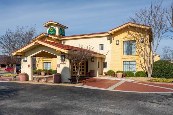 Exterior view - La Quinta Inn Research Park Huntsville