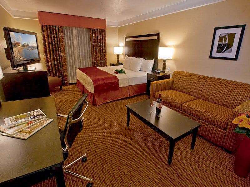 La Quinta Inn Suites Quail Springs Oklahoma City Ok See Discounts