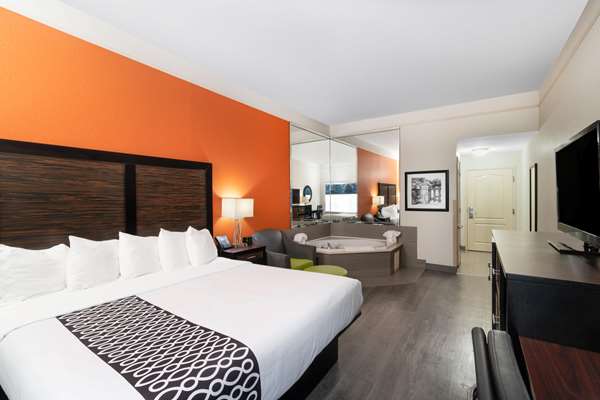 Suite - La Quinta Inn & Suites Prattville - I-65, Exit 181