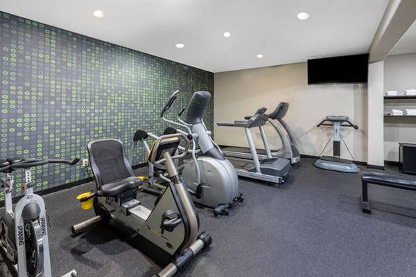 Fitness/ Exercise Room - La Quinta Inn & Suites Airport Laredo