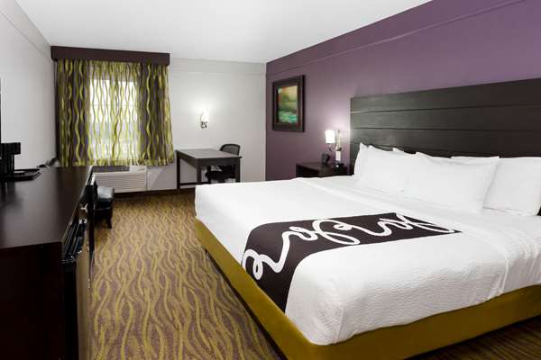  - La Quinta Inn & Suites Airport Laredo
