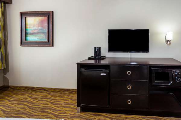  - La Quinta Inn & Suites Airport Laredo