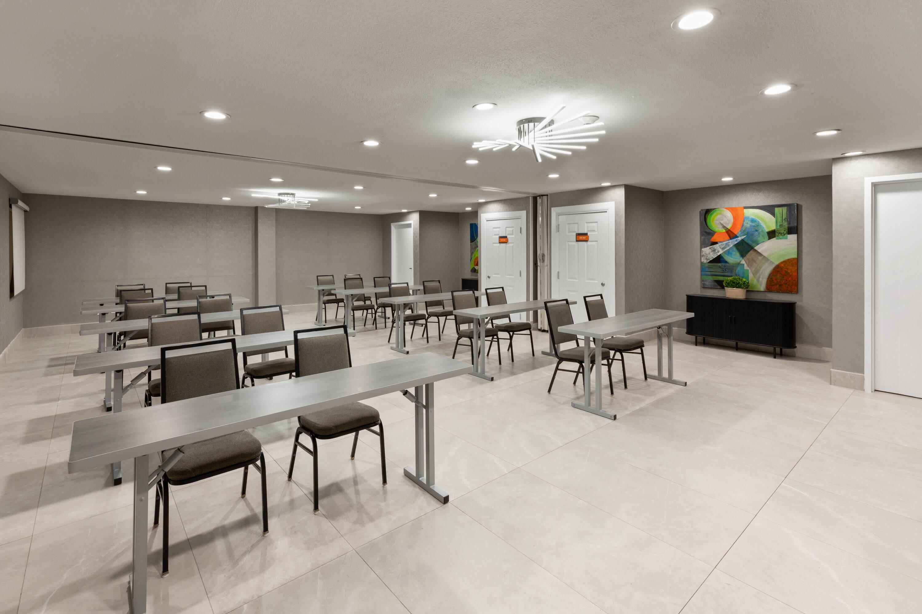 Meeting Room | La Quinta Inn & Suites by Wyndham Laredo Airport